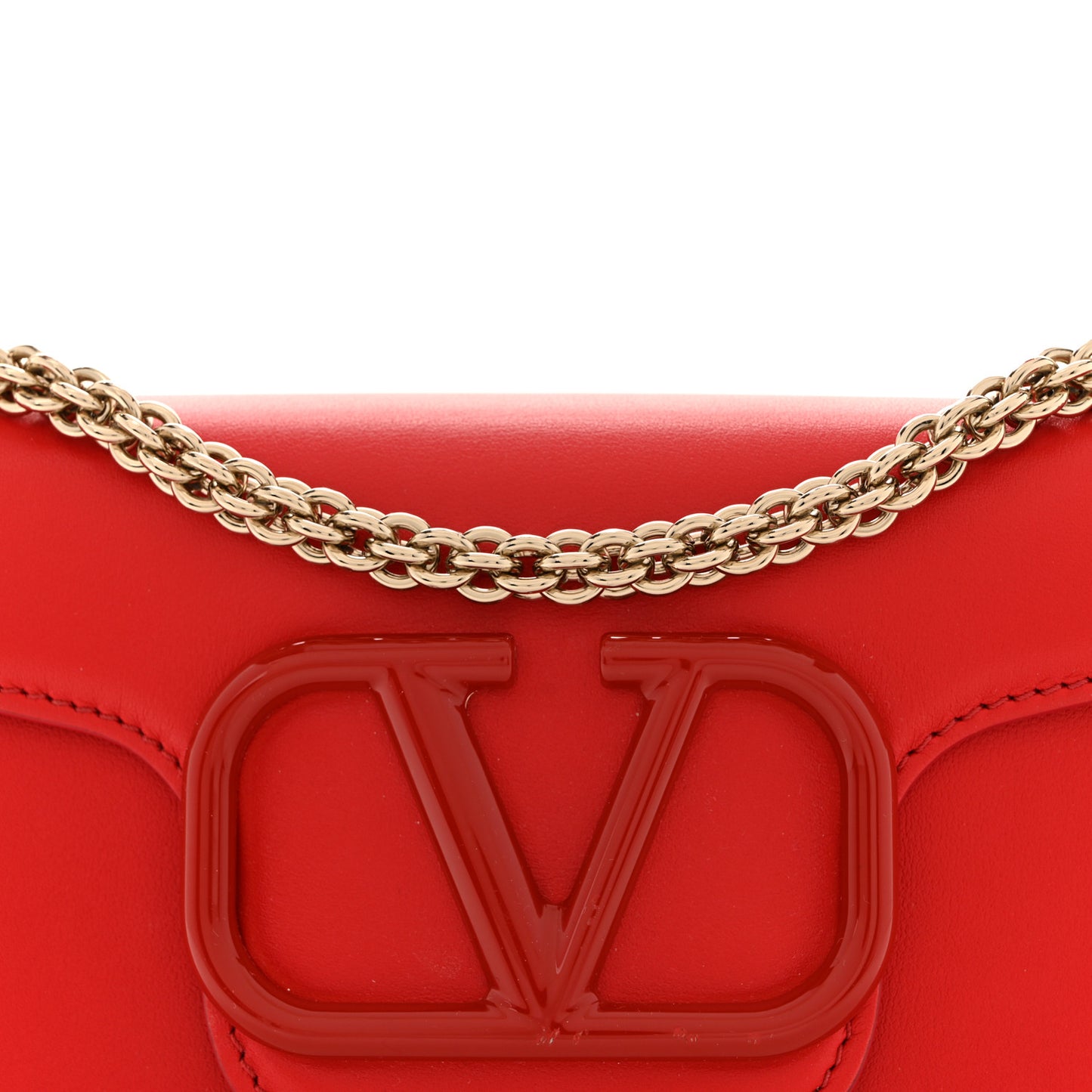 Calfskin Enamel Vlogo Small Loco Shoulder Bag Rouge Pur