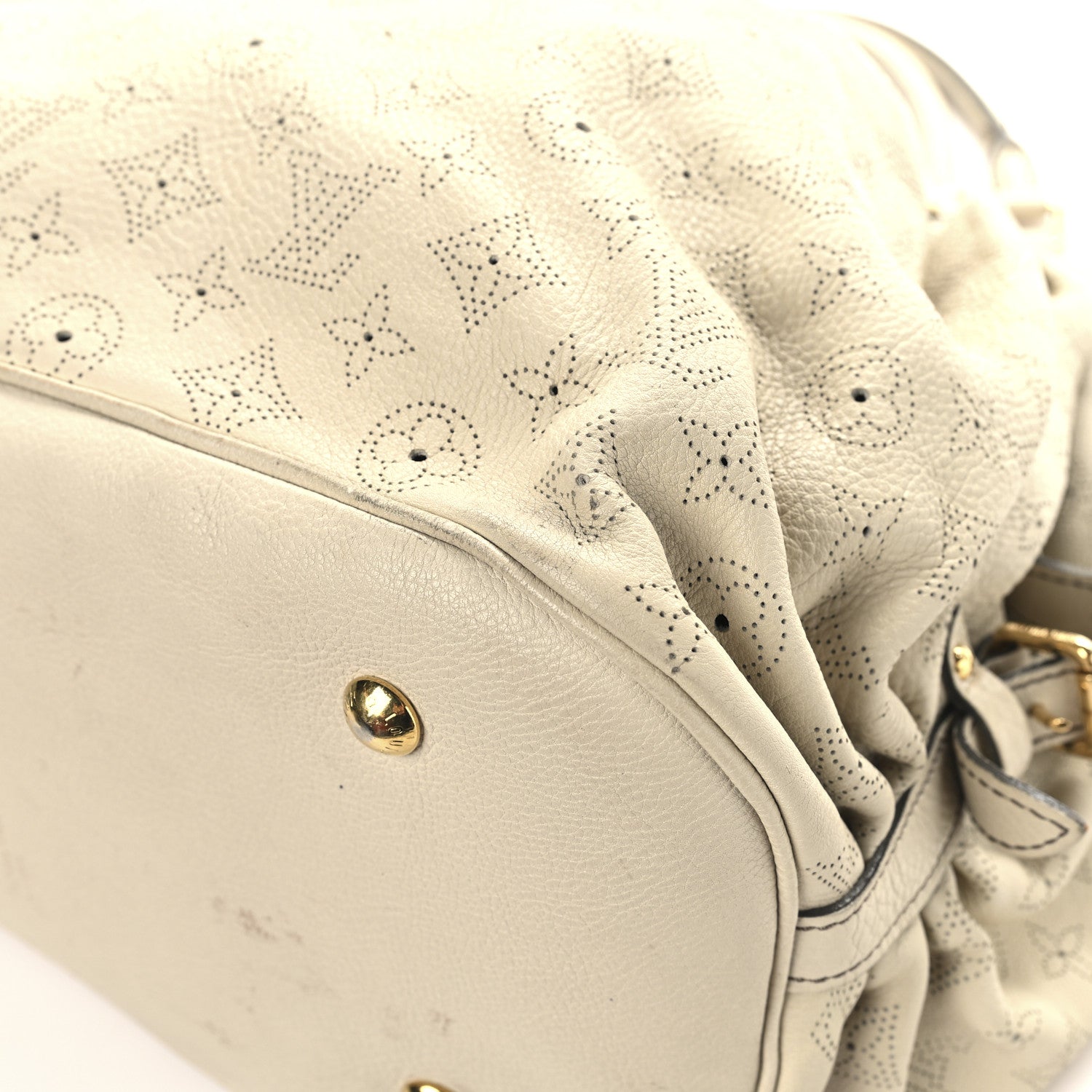 Louis Vuitton Mahina XL Ivory 9 of 14