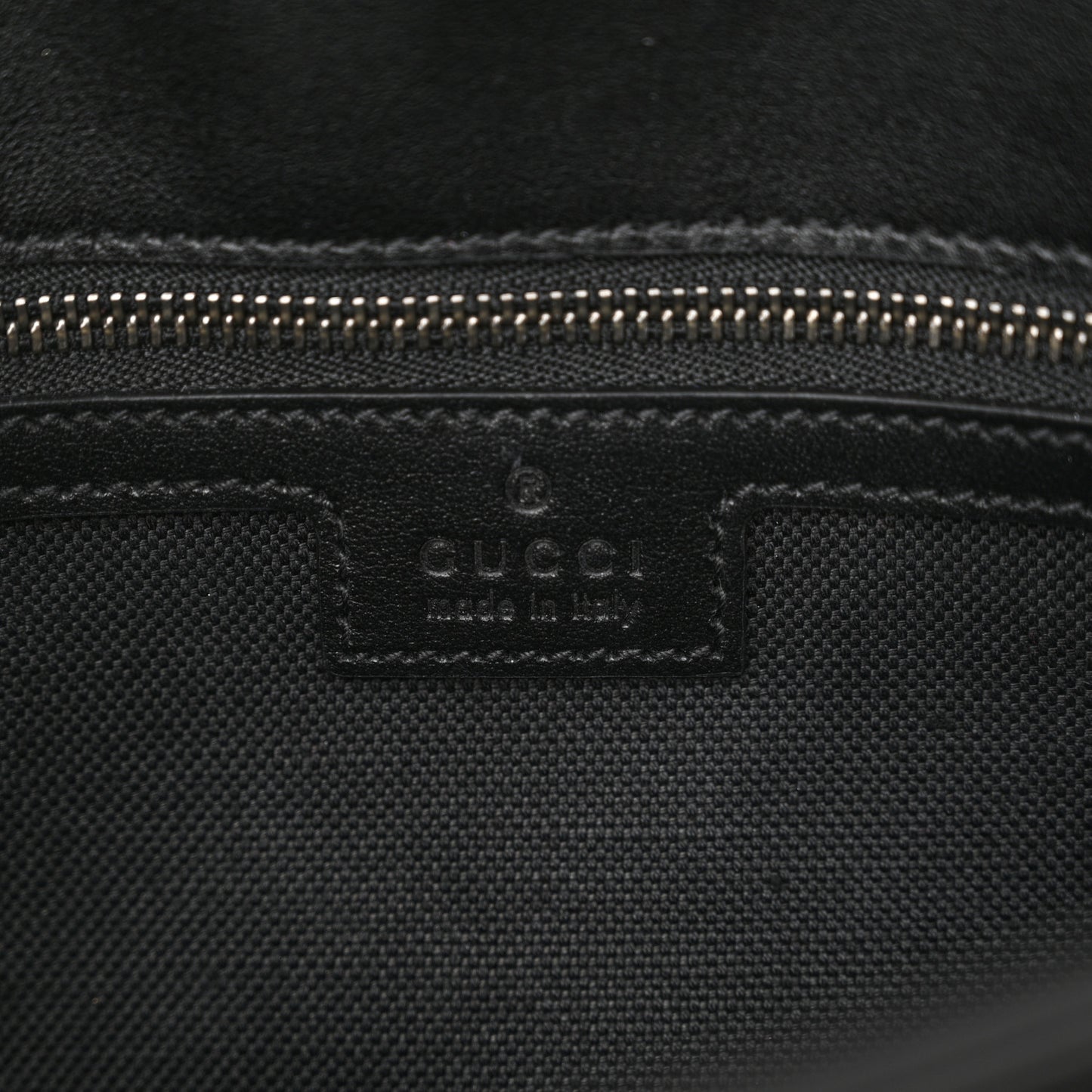 Calfskin Matelasse Monochrome Small GG Marmont Shoulder Bag Black