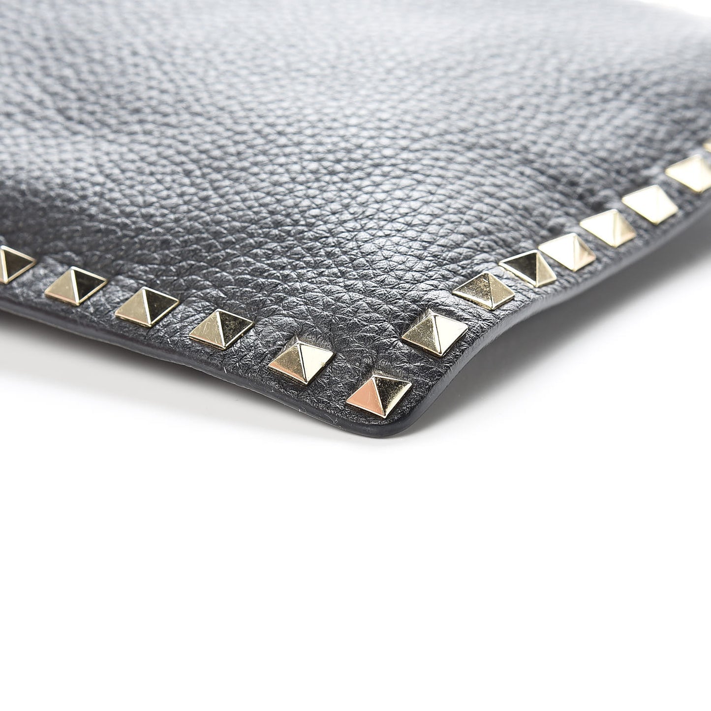 Pebbled Calfskin Large Rockstud Zip Pouch Black