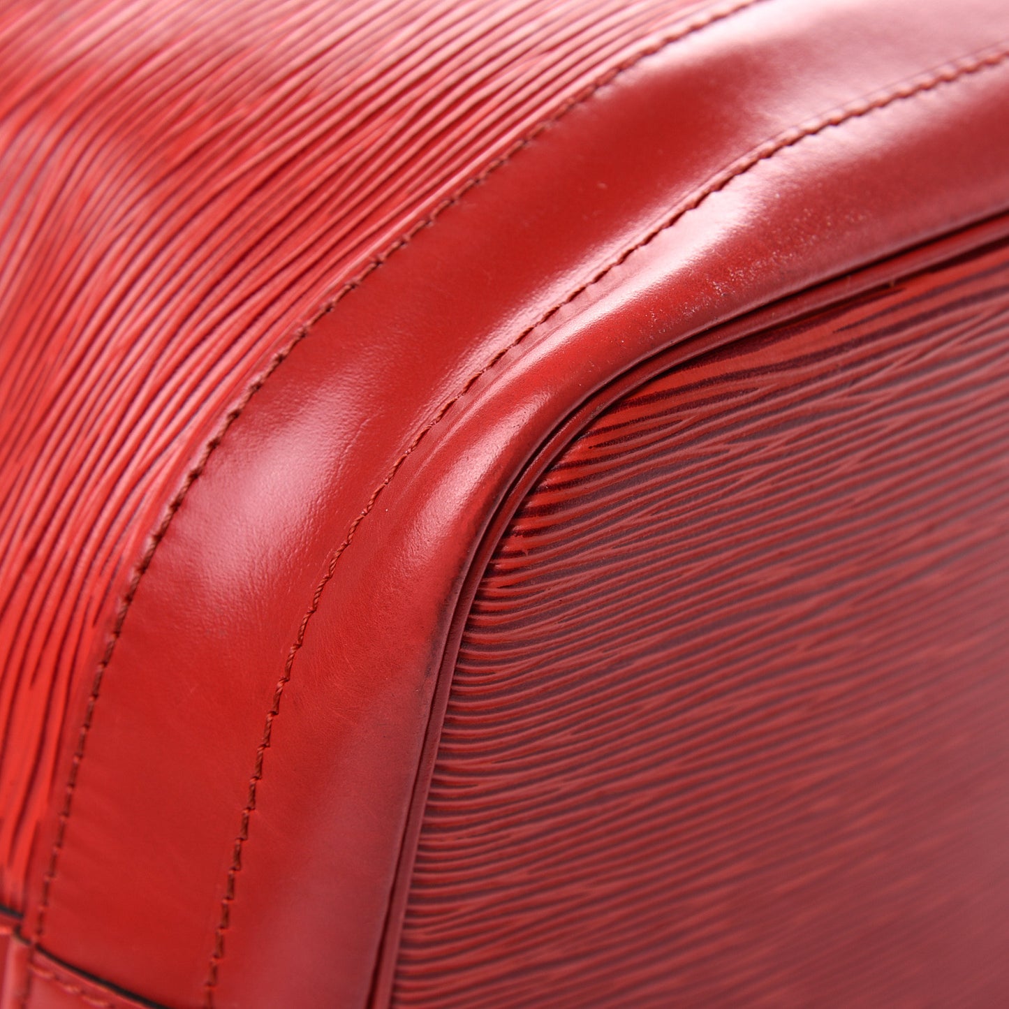 Epi Noe Castillan Red