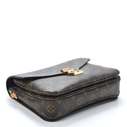 Louis Vuitton Monogram Pochette Metis 3 of 9