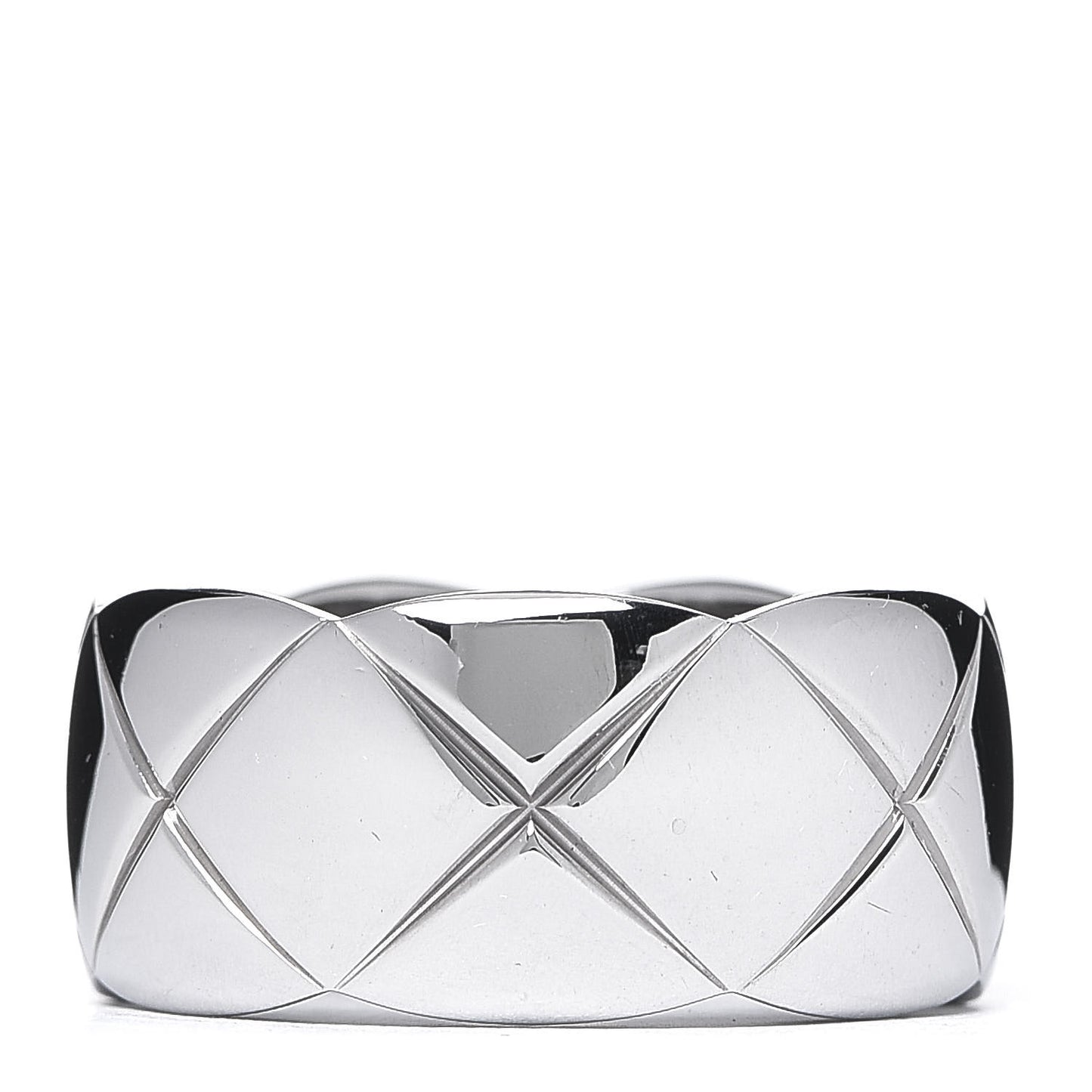 18K White Gold Medium Coco Crush Ring 60 9