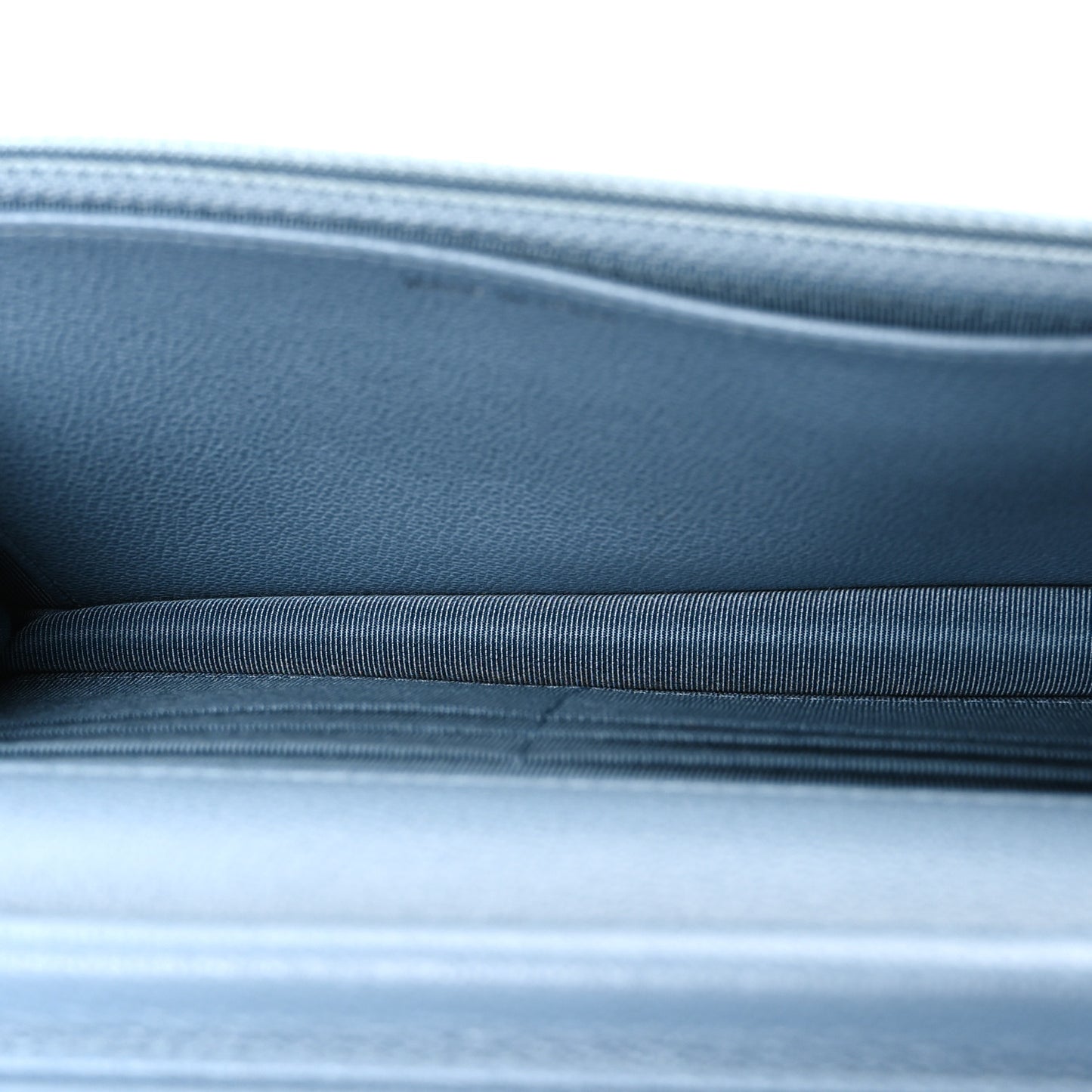Grained Calfskin Quilted CC Box Wallet On Chain WOC Blue