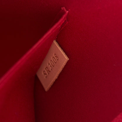 Louis Vuitton Vernis Roxbury Drive Pomme D'Amour 7 of 7