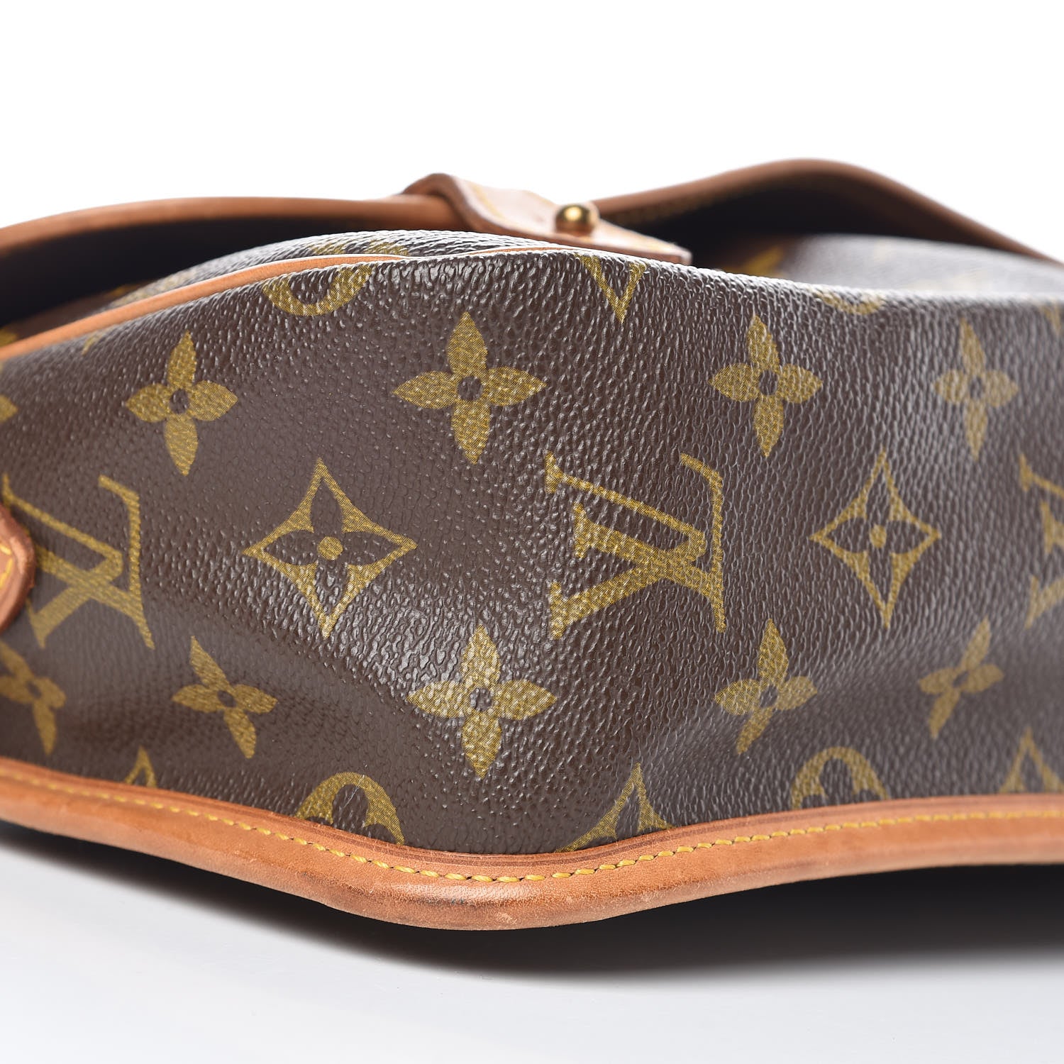 Louis Vuitton Monogram Sac Gibeciere PM 15 of 30