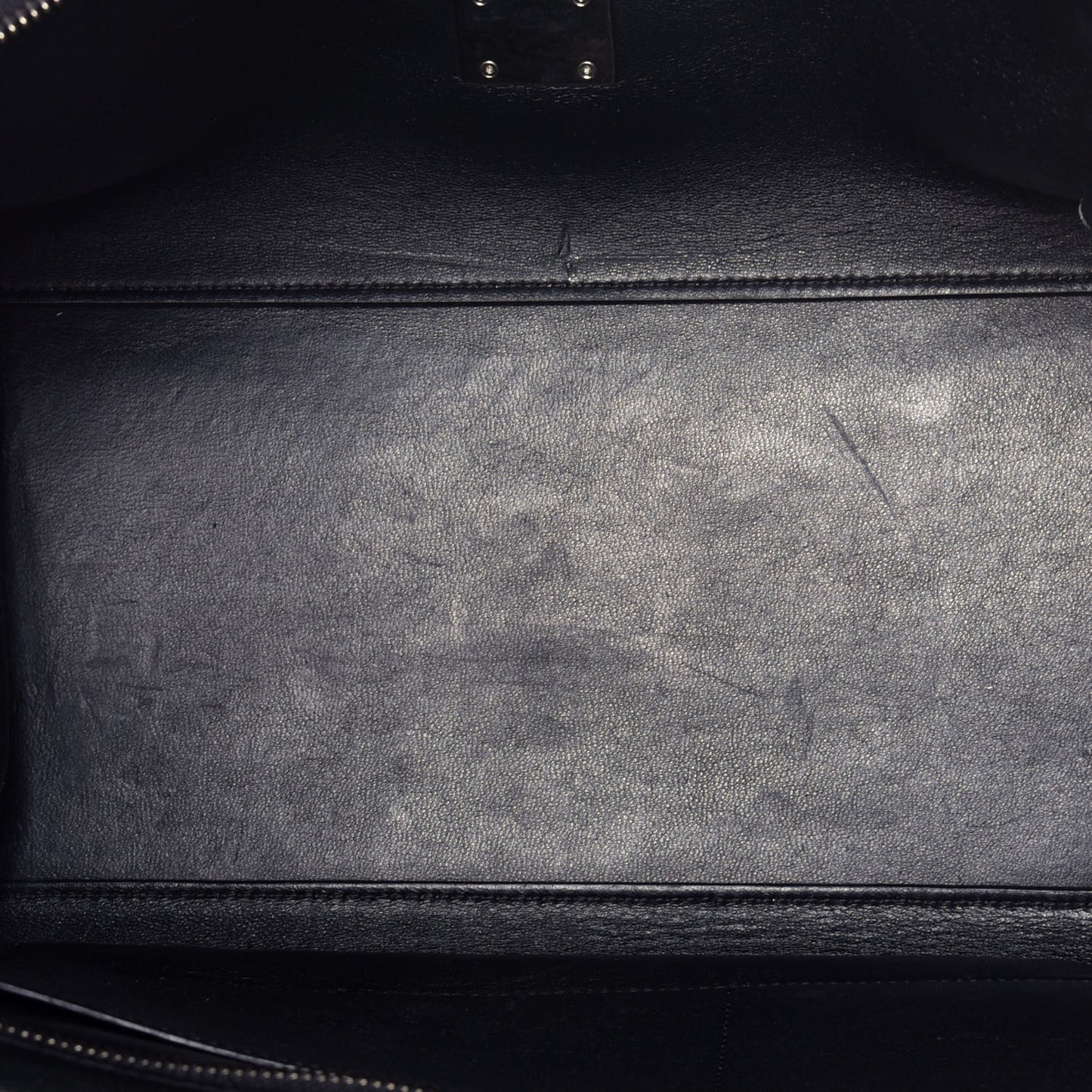 Drummed Calfskin Suede Medium Trapeze Black