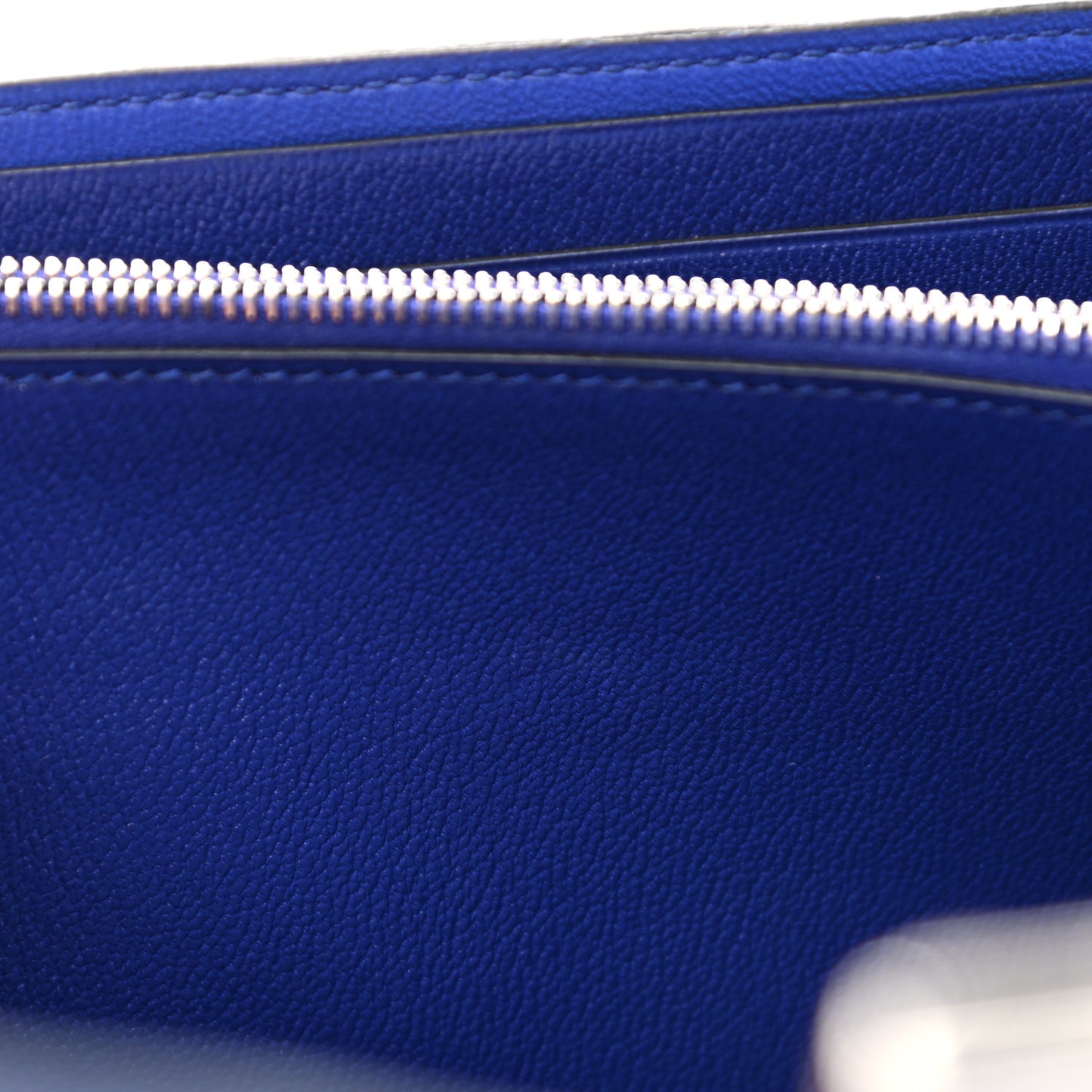 Shiny Alligator Constance Long Wallet Bleu Electric