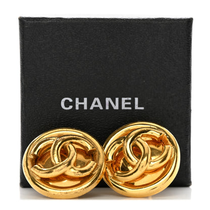 Chanel Round CC Clip On Earrings Gold 11 of 11