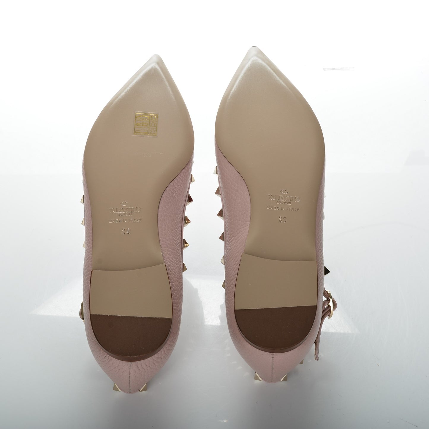 Pebbled Calfskin Rockstud Cage Ballerina Flats 39 Poudre