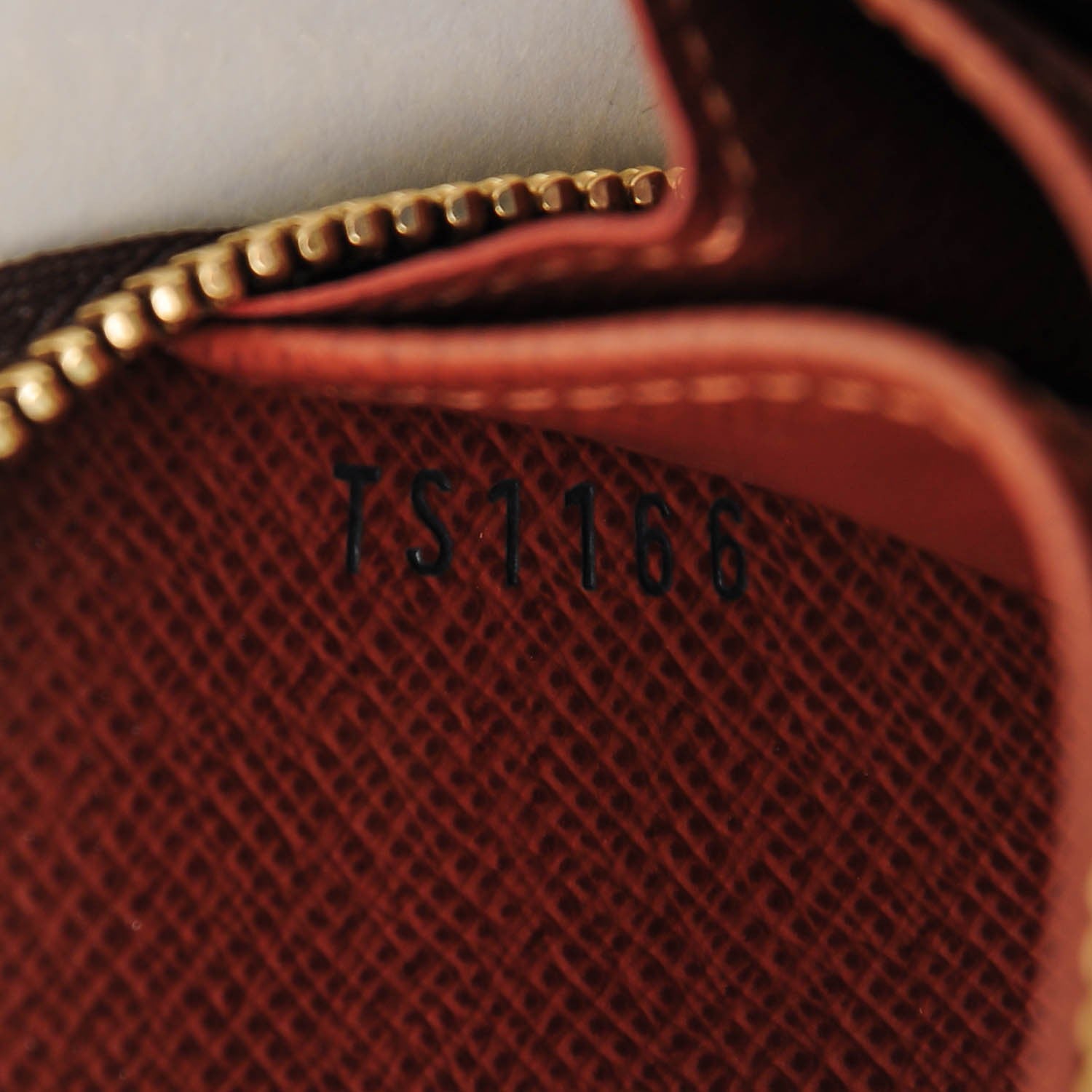 Louis Vuitton Monogram Zippy Coin Purse 7 of 7