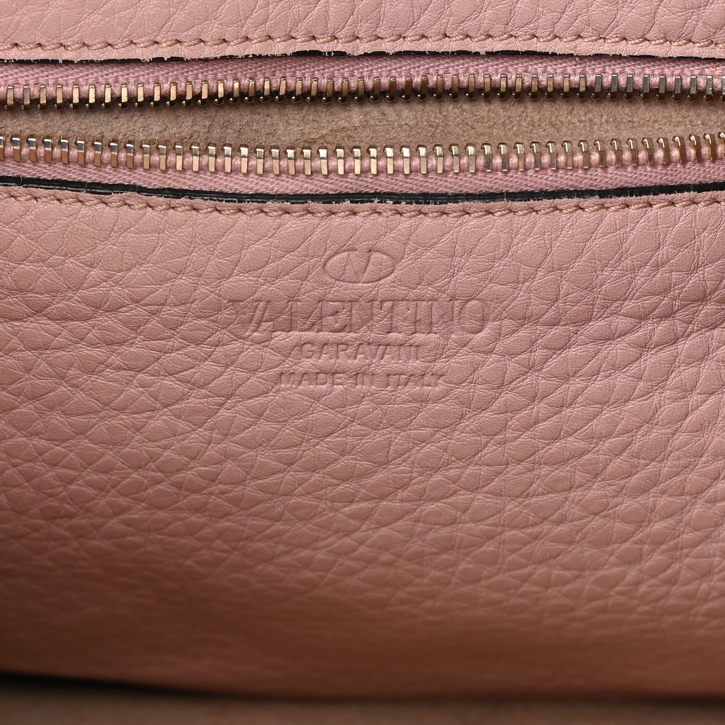 Pebbled Calfskin Small Rockstud Flip-Lock Messenger Bag Water Rose