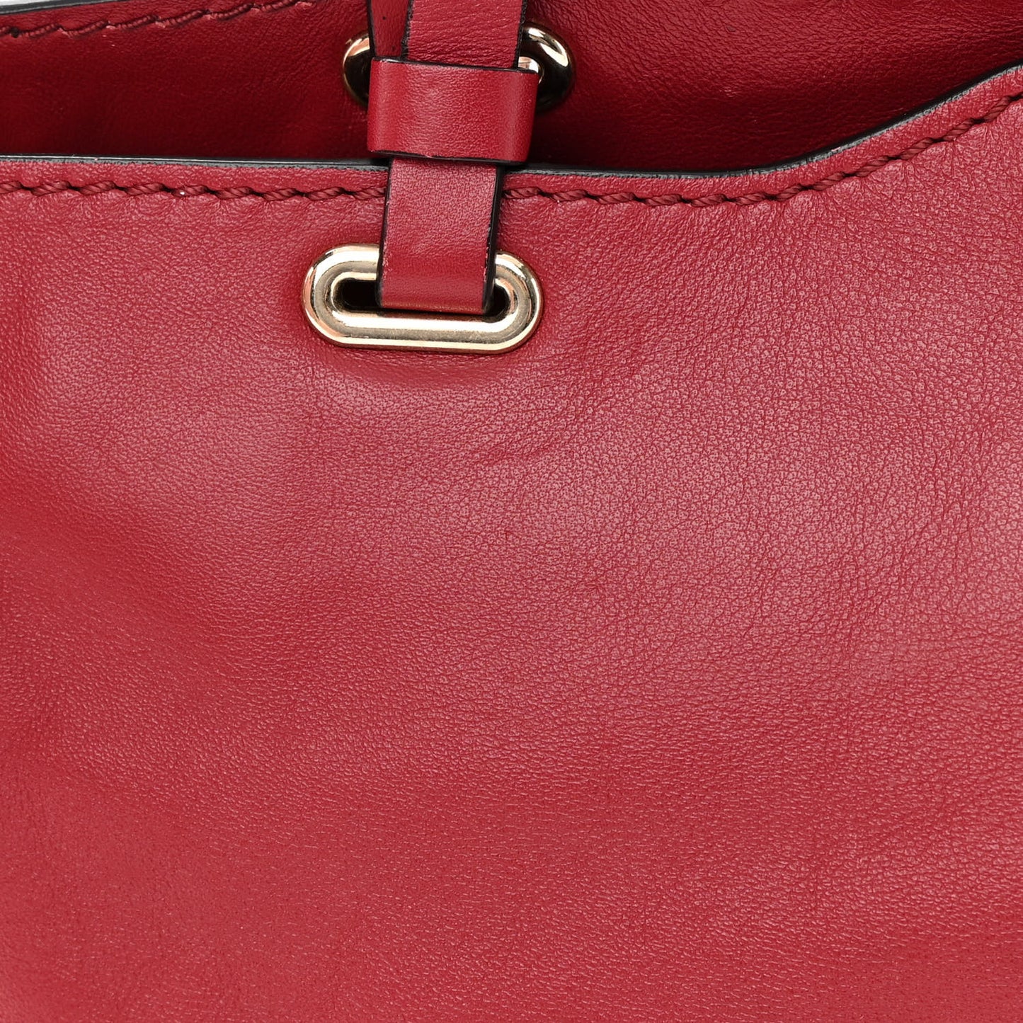 Vitello Medium Rockstud Tote Rosso Valentino