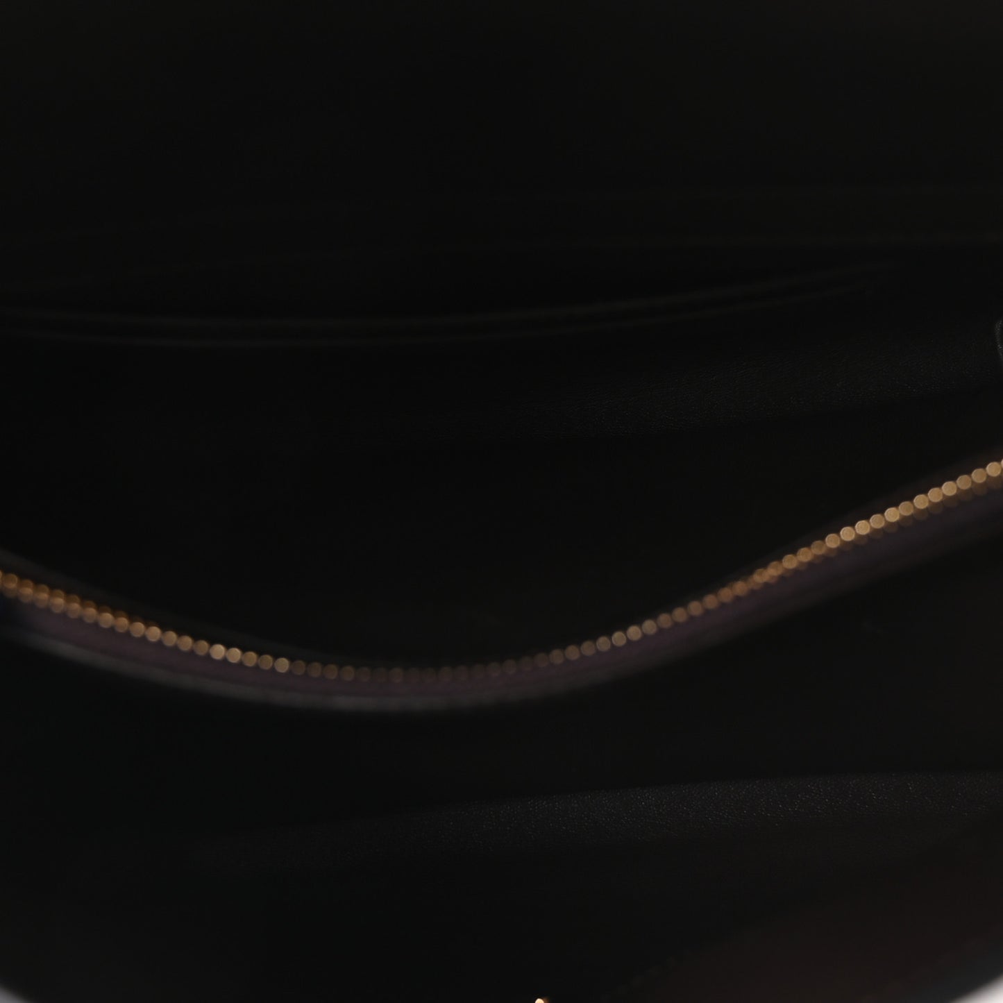 Washed Calfskin Medium Hug Soft Bicolor Shoulder Bag Black Testa Di Moro