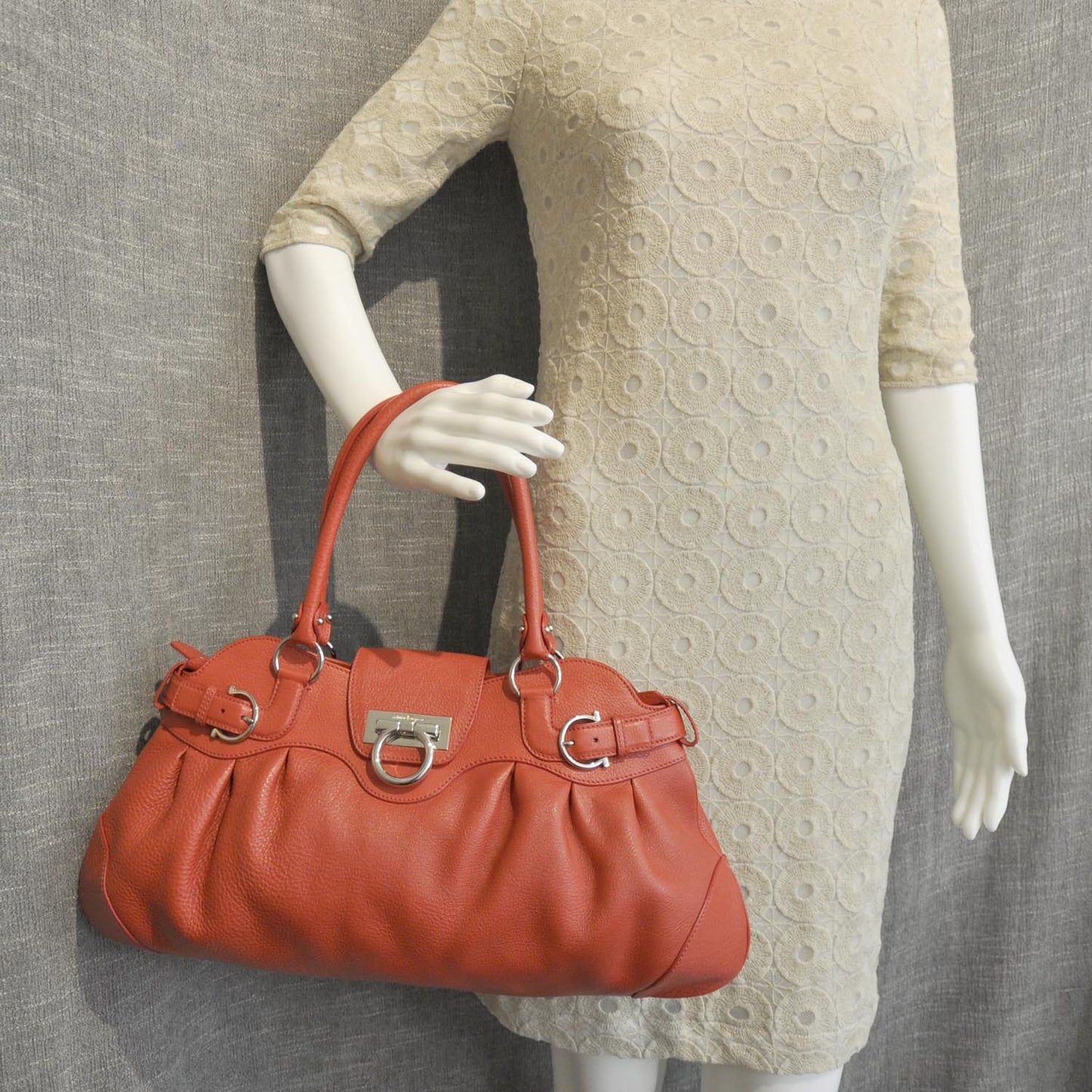 SALVATOREFERRAGAMOLeatherMarisaOrange