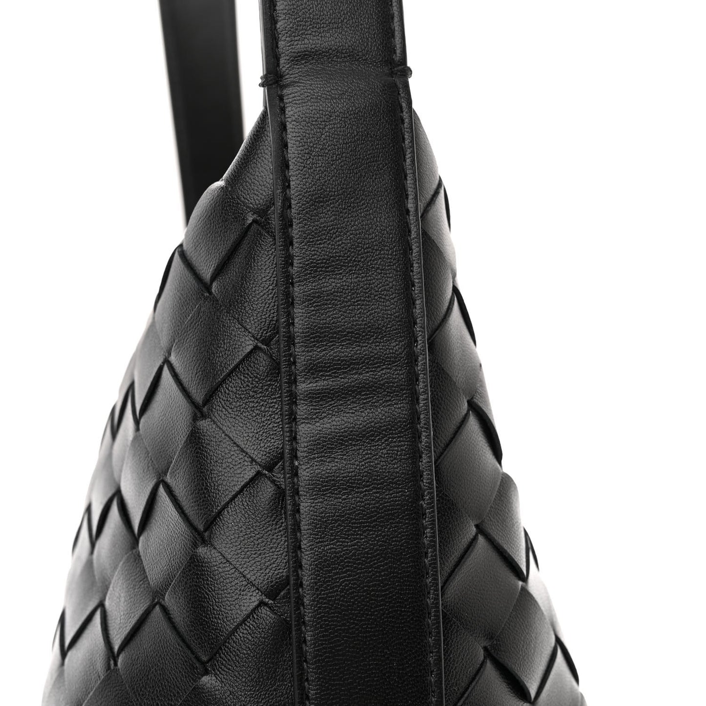 Calfskin Nappa Intrecciato Candy Wallace Black