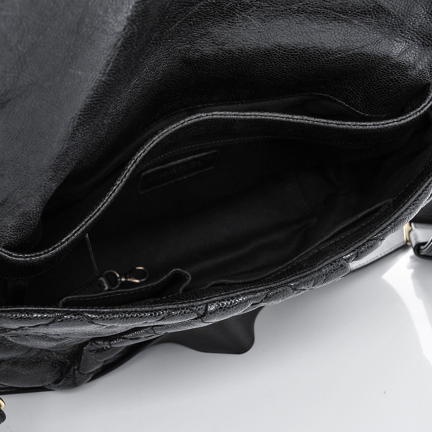 Chanel Crumpled Grained Calfskin Medium Coco Pleats Messenger Flap Black 5 of 9