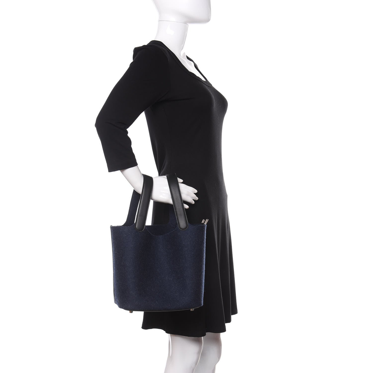 Hermes Feutre Swift Picotin Lock 22 MM Bleu Nuit Black 2 of 10
