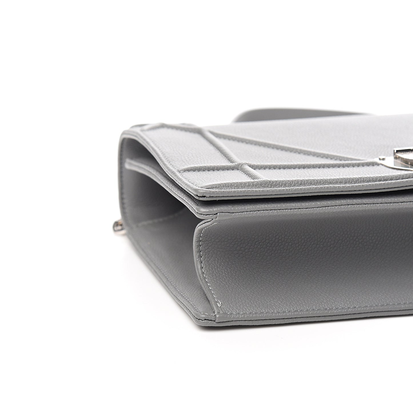 Grained Calfskin Medium Diorama Flap Bag Gris