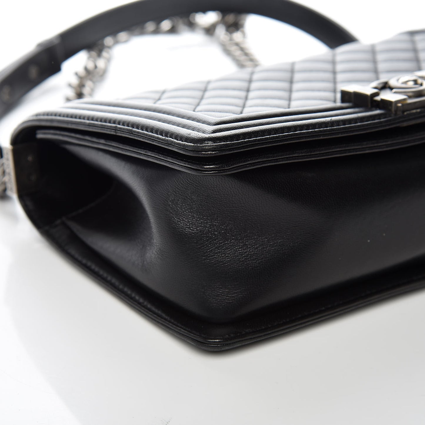 Lambskin Quilted Medium Boy Flap Black