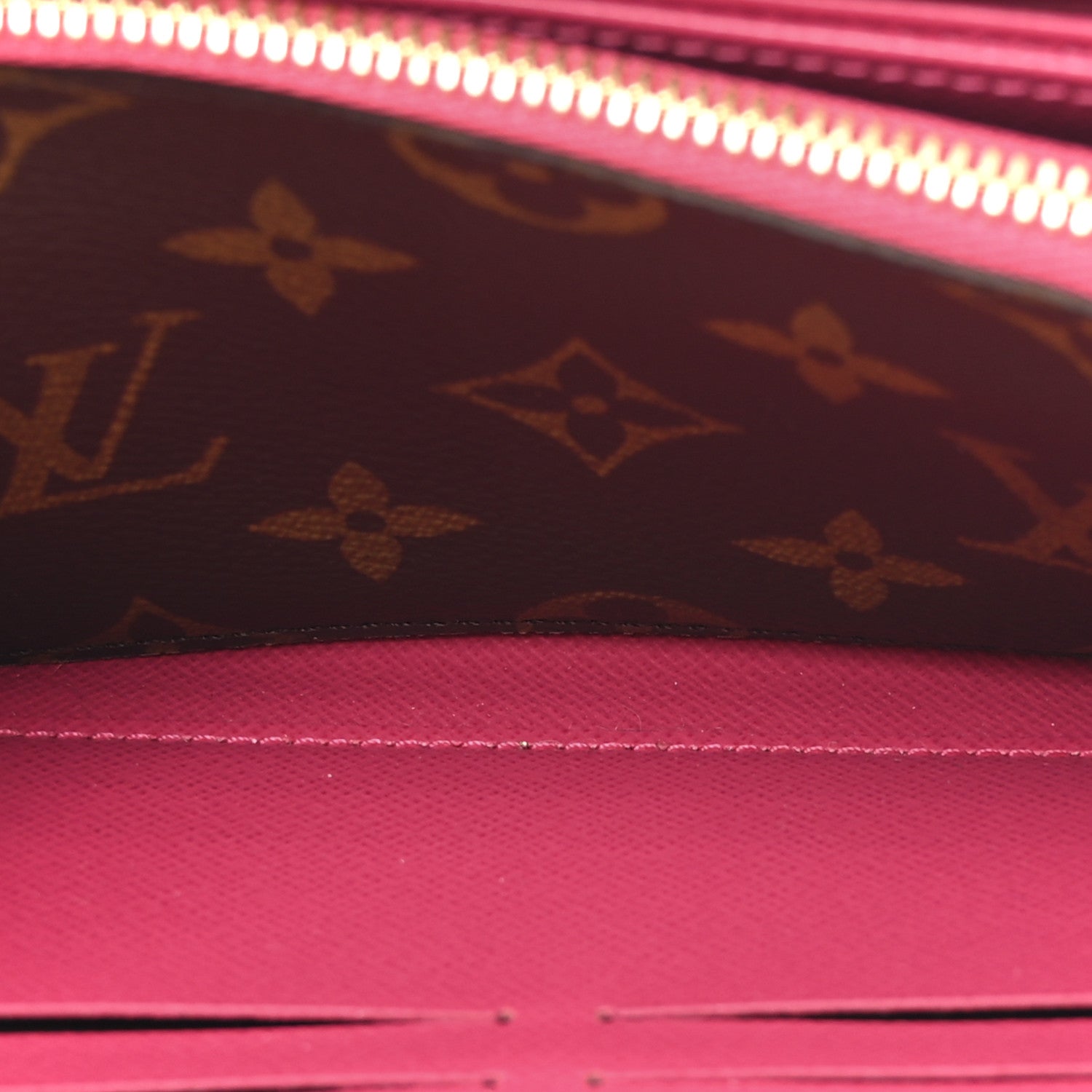 Louis Vuitton Monogram 2021 Christmas Animation Hollywood Zippy Wallet 7 of 8