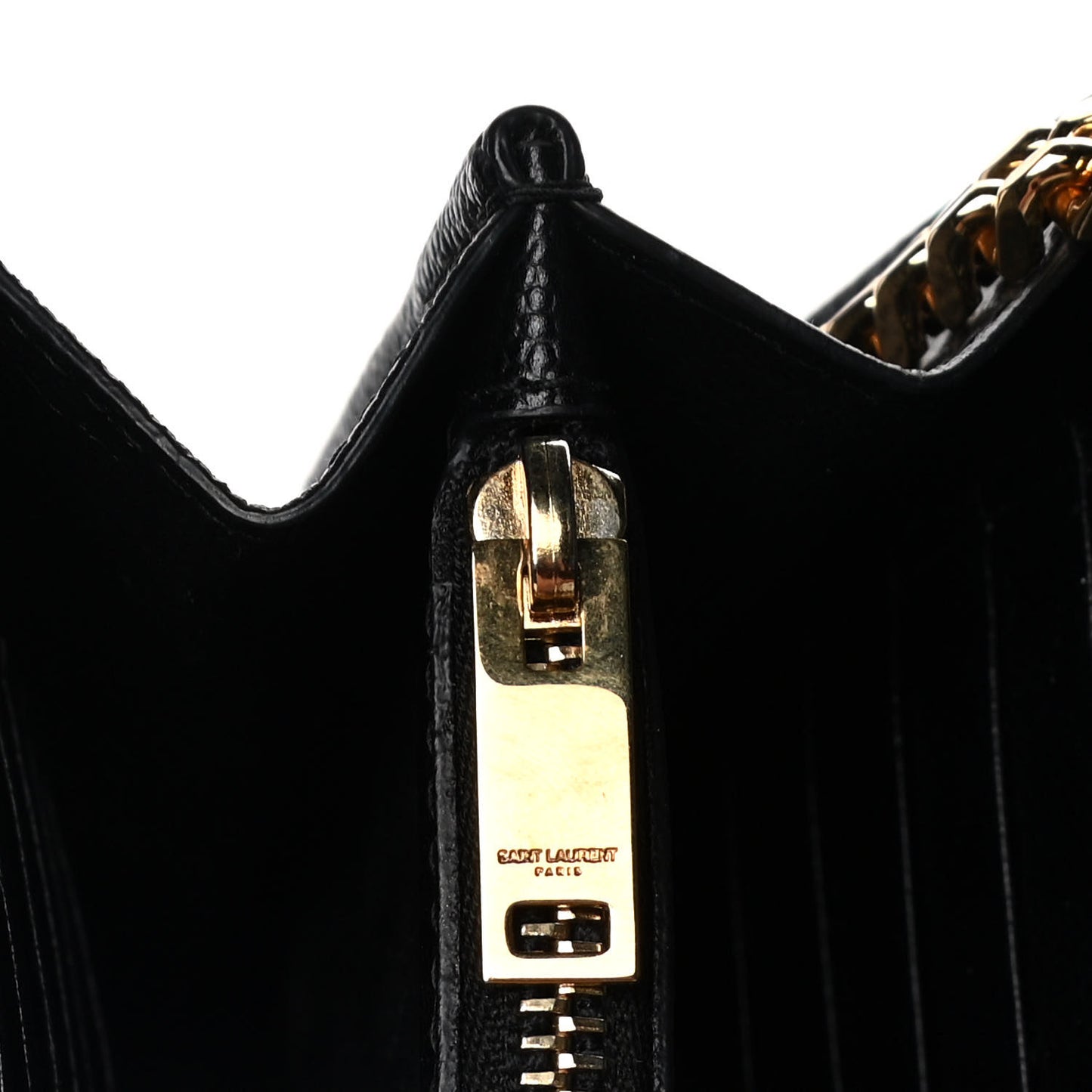 Grain De Poudre Matelasse Chevron Monogram Chain Wallet Black