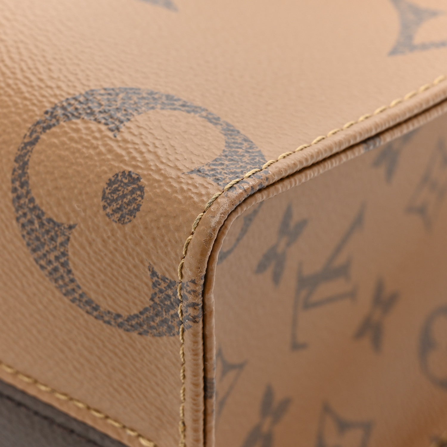 Louis Vuitton Reverse Monogram Giant Onthego PM 10 of 11