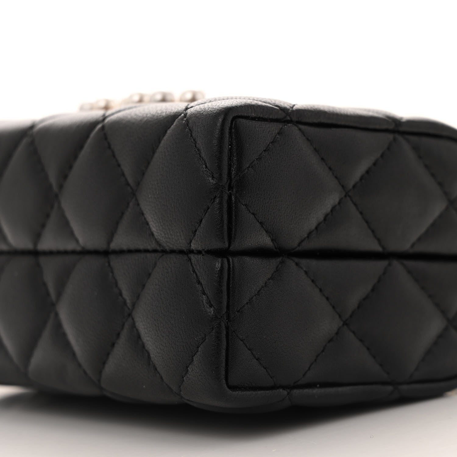 Chanel Lambskin Quilted Pearl CC Vanity Case Black 11 of 12