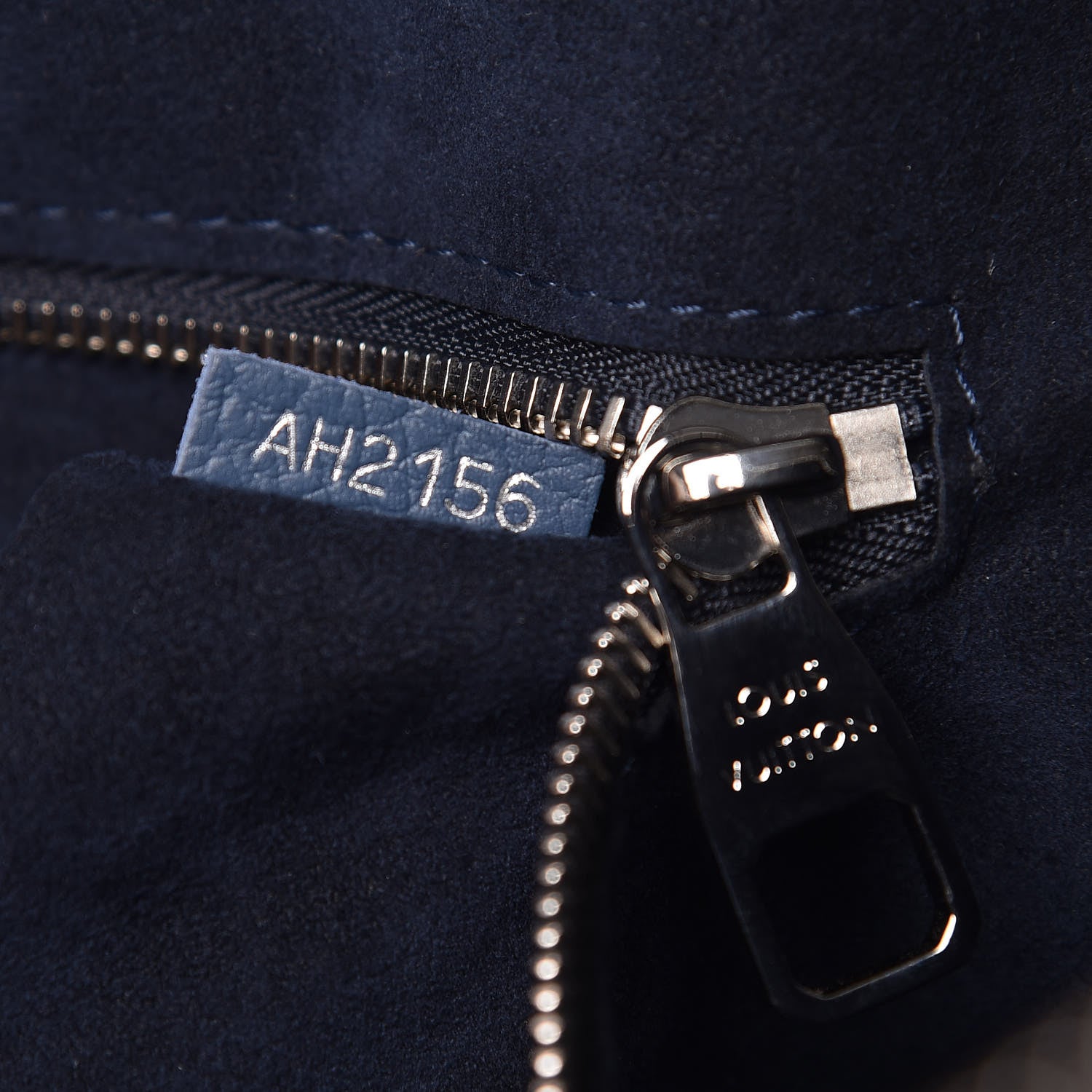Louis Vuitton Taurillon Victor Briefcase Blue Gris 9 of 10