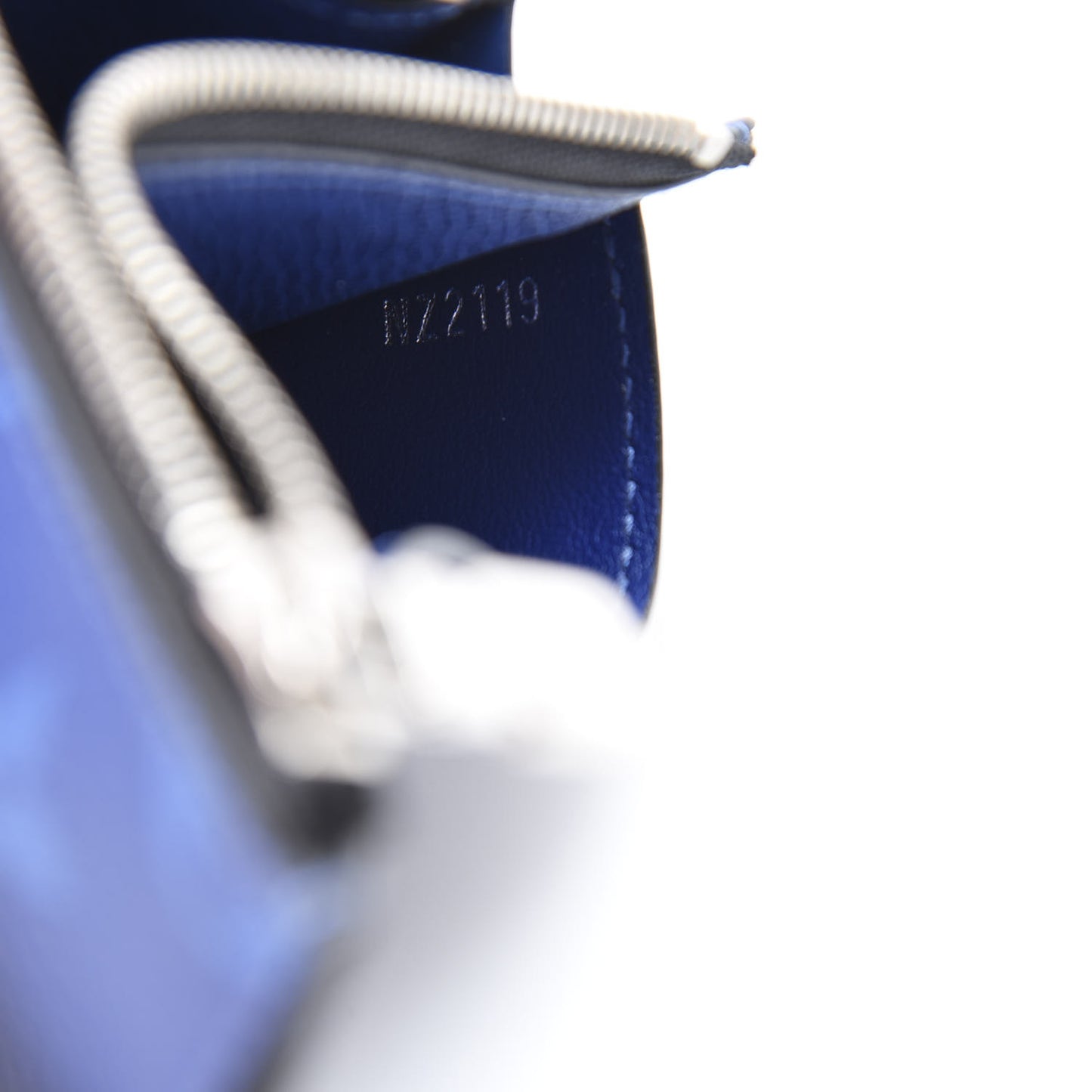 Monogram Taiga Coin Card Holder Cobalt