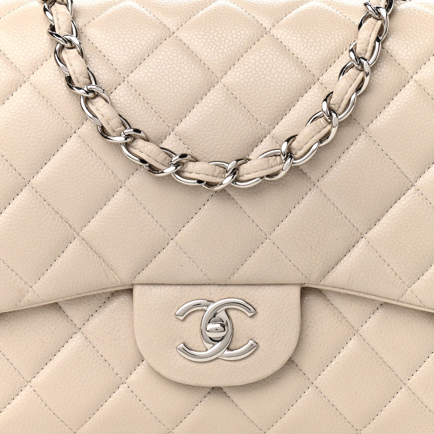 Caviar Quilted Jumbo Single Flap Ecru