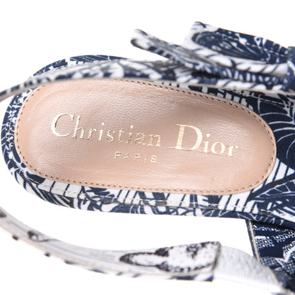 Christian Dior Toile De Jouy Sweet D Slingback Pumps 36.5 Indigo White 7 of 8