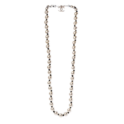 Chanel Pearl Long CC Necklace Gold 3 of 11