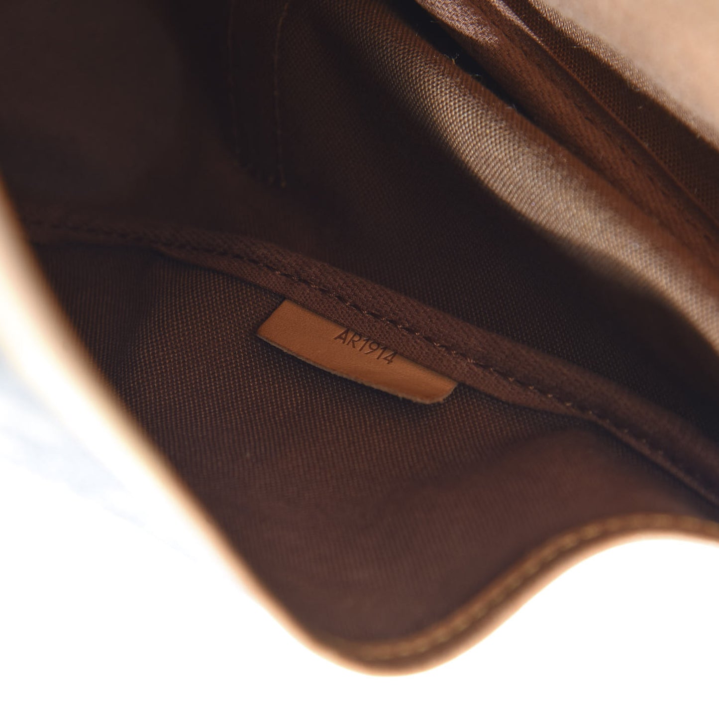 Monogram Saumur 35