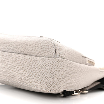 Louis Vuitton Taiga Avenue Sling Bag Gris 9 of 9