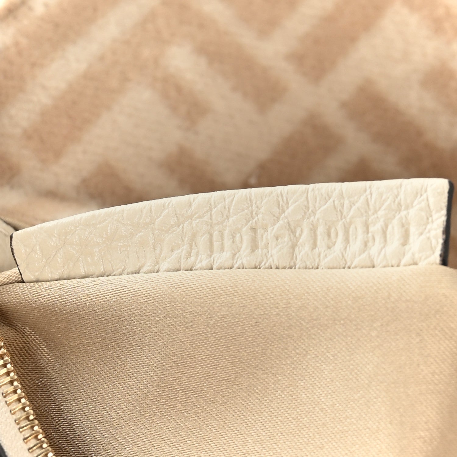 Fendi Wool Cuoio Romano Selleria FF 1974 Baguette 1997 Beige Cammello Camelia 7 of 9
