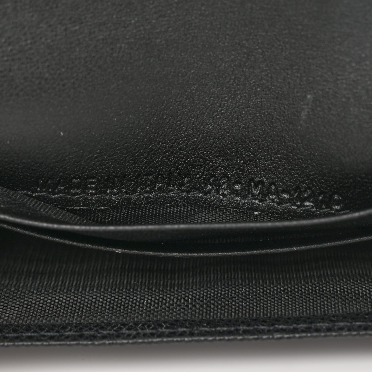 Grained Calfskin Saddle Card Holder Black