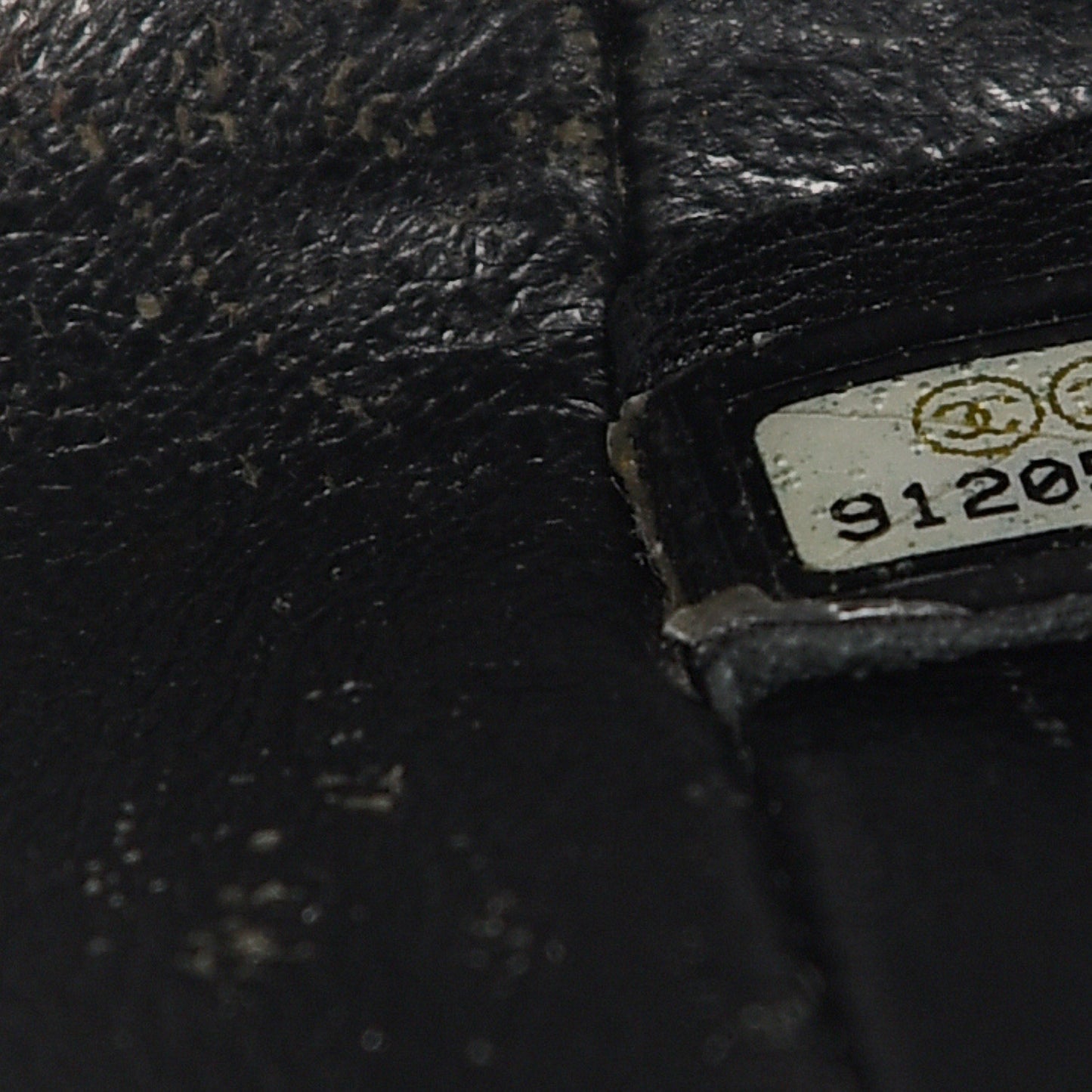 Caviar Quilted Medallion Tote Black