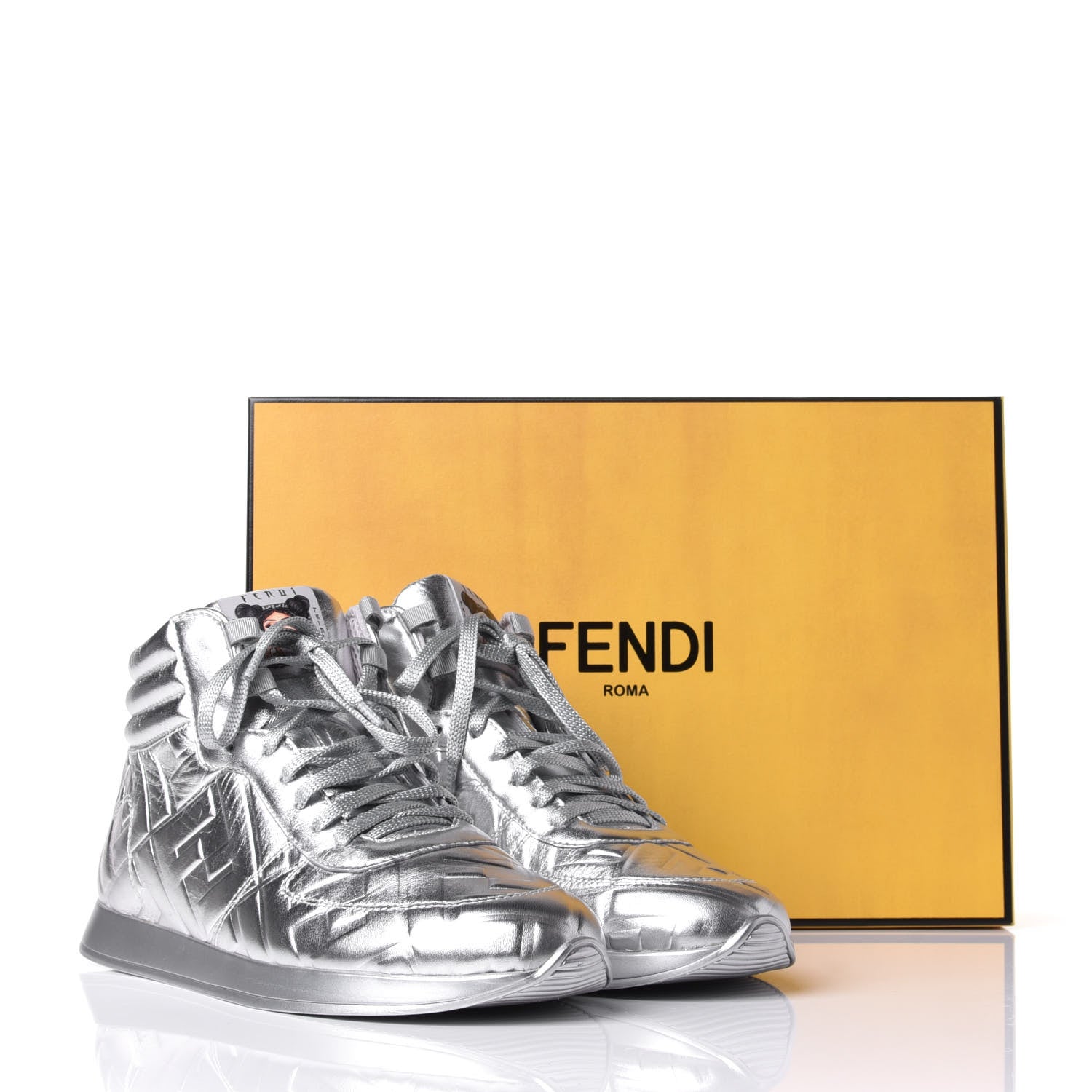 FENDI × Nicki Minaj スニーカー Fendi」最新作はニッキー・ミナージュとのグラマラスなコラボ