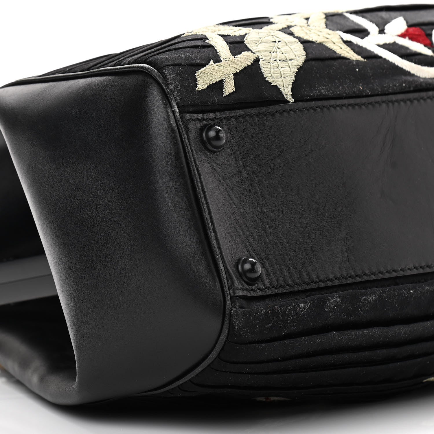 Gucci Silk Embroidered Tom Ford Japanese Flower Bag Black 1074904