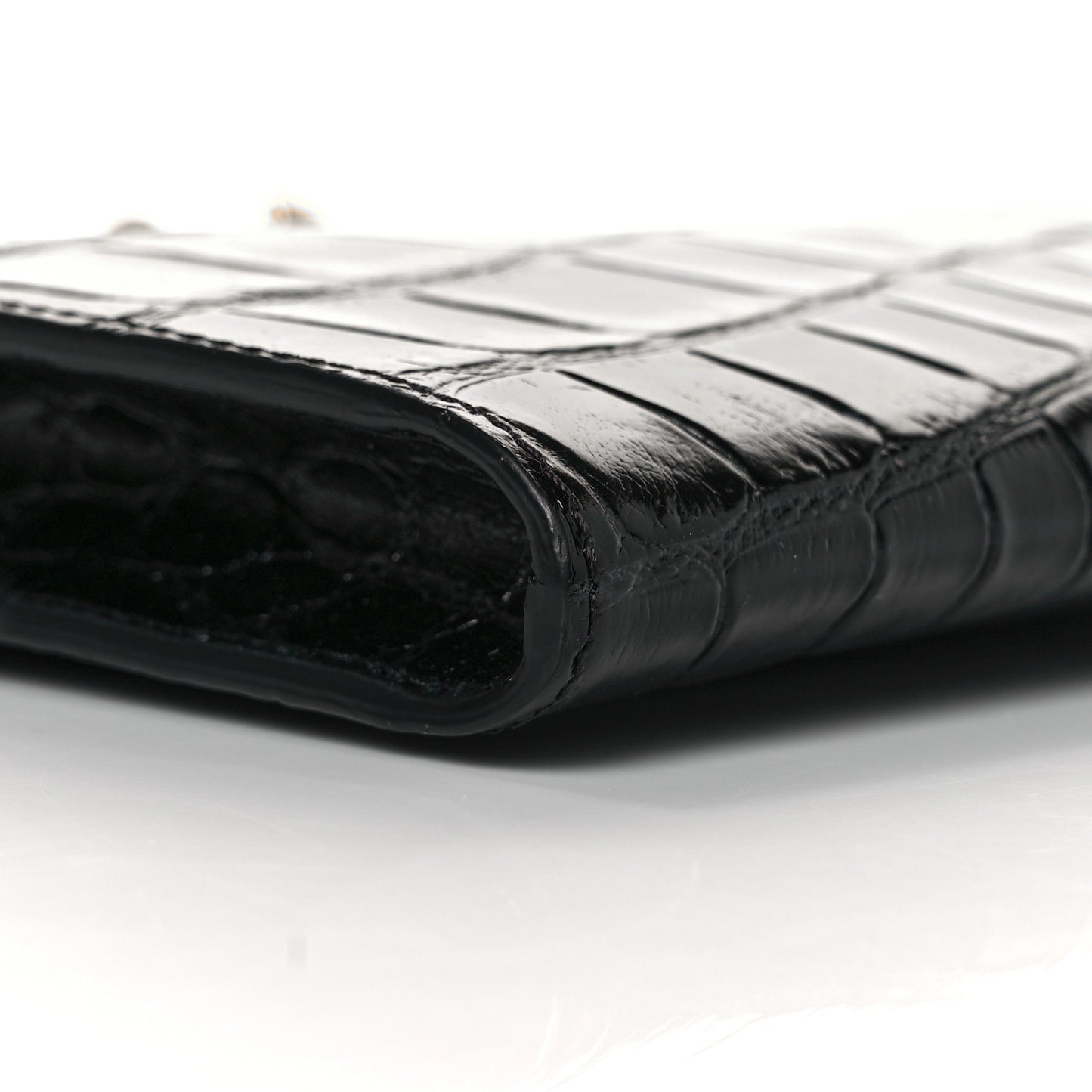 Calfskin Crocodile Embossed Knuckle Flat Clutch Black Gold