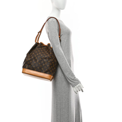 Louis Vuitton Monogram Noe 2 of 16