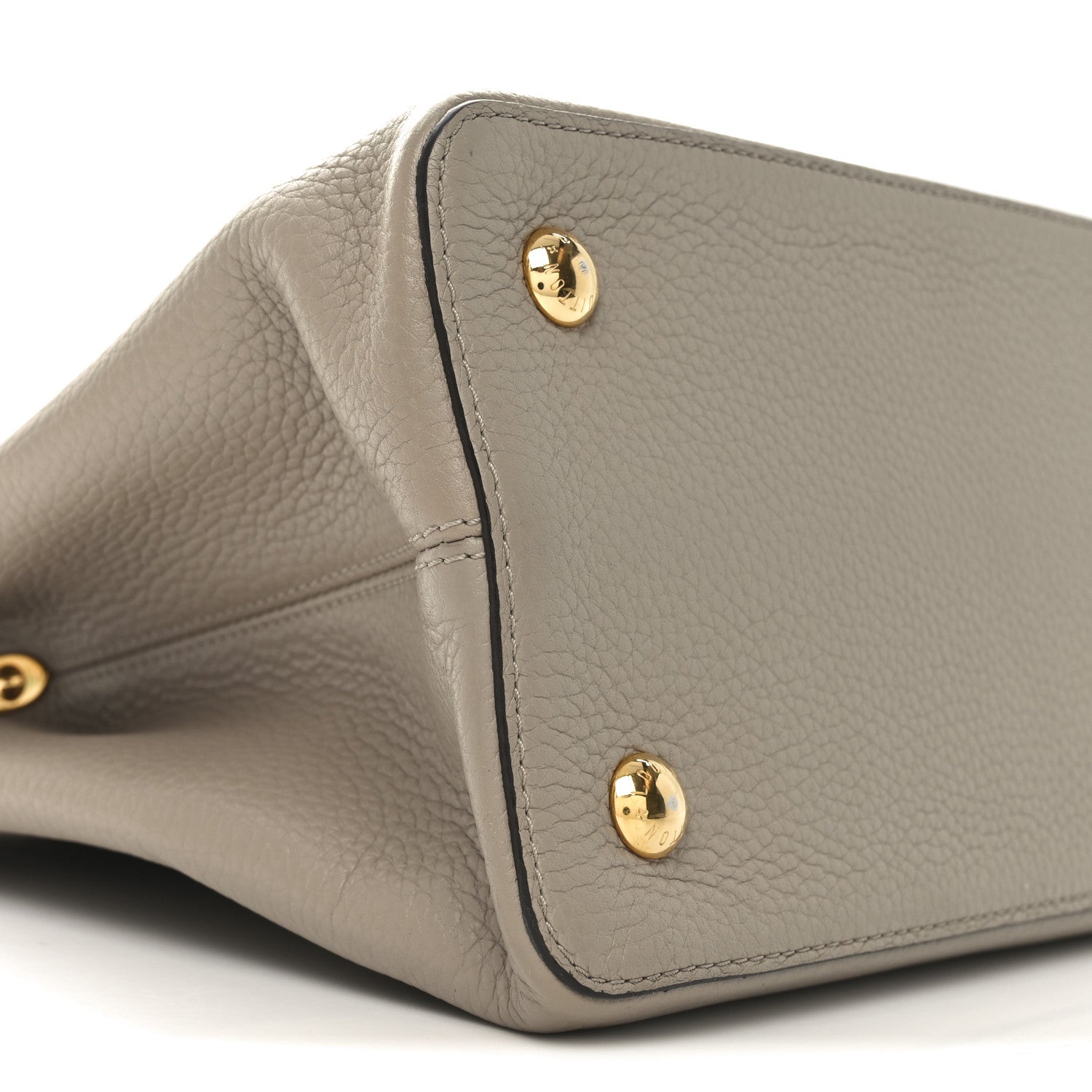 Louis Vuitton Taurillon Capucines MM Galet 8 of 9