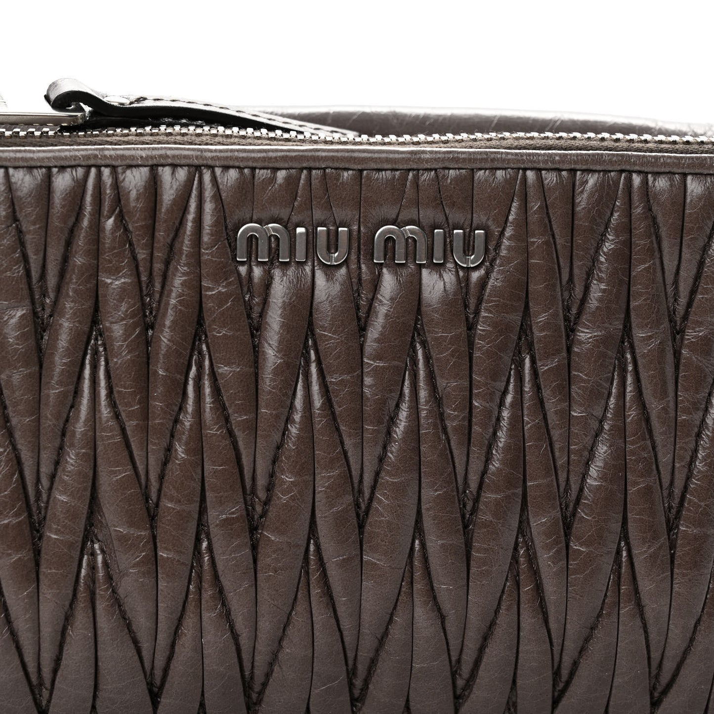 Vitello Lux Matelasse Crossbody Bag Fumo