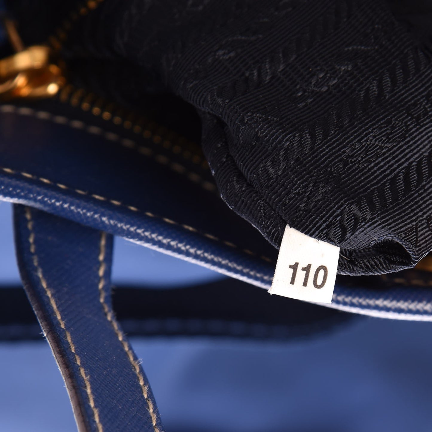 Tessuto Nylon Saffiano Crossbody Tote Bleuette