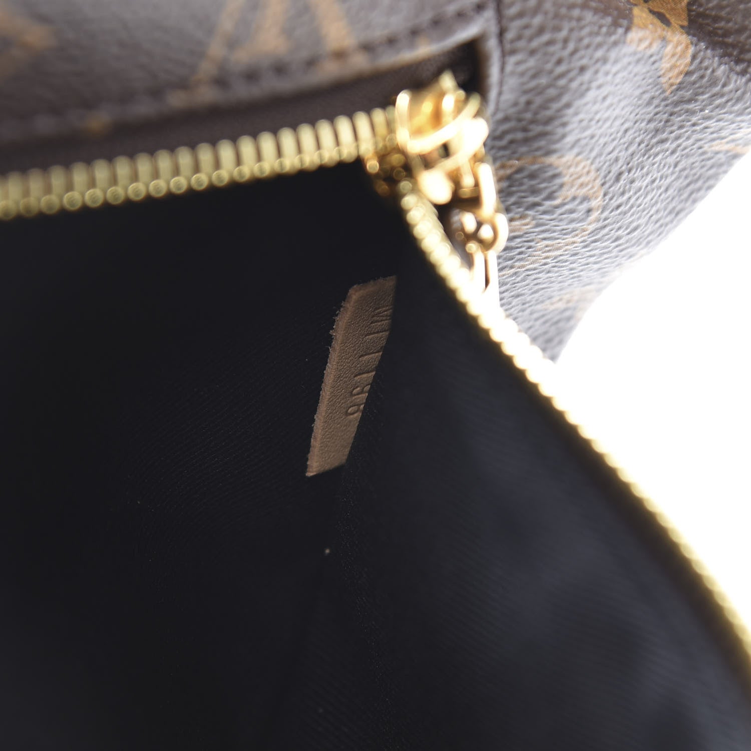 Louis Vuitton Monogram Bumbag 7 of 11