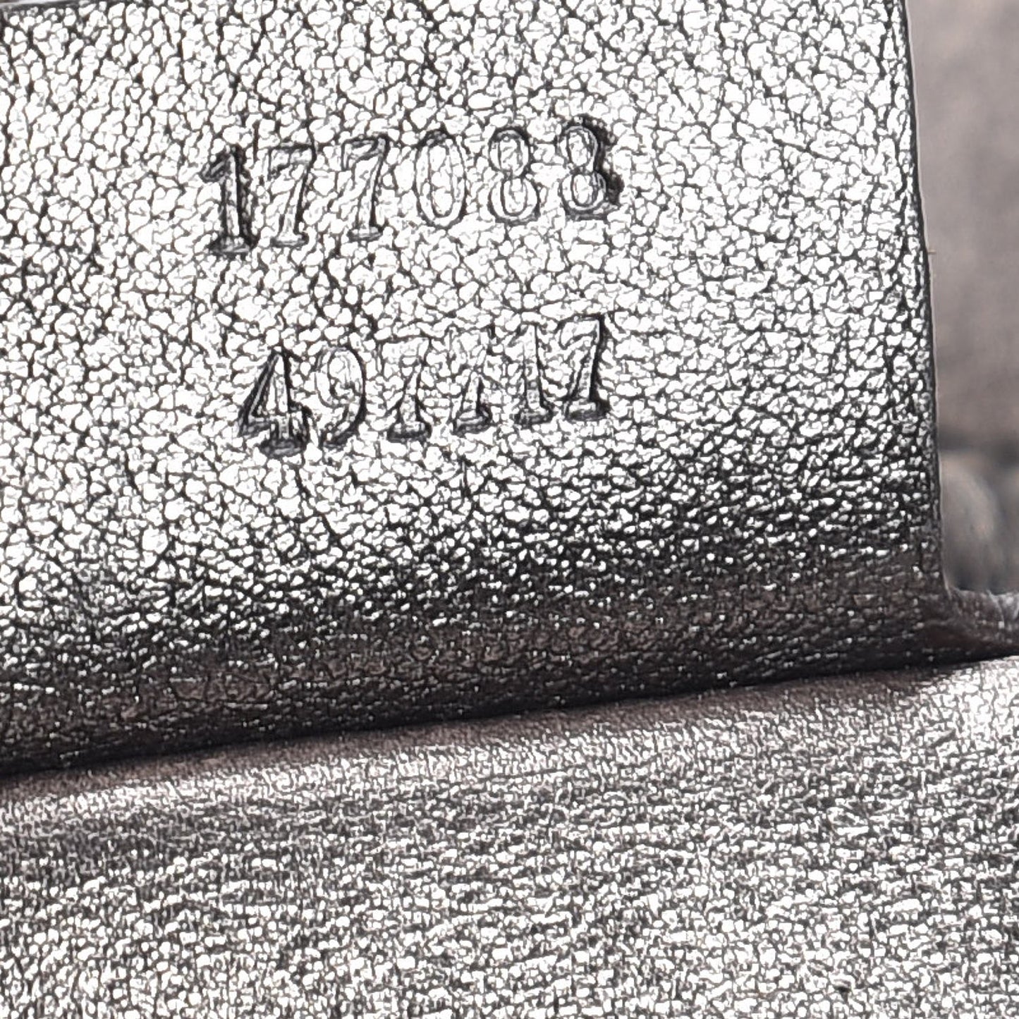 Metallic Guccissima Large Indy Top Handle Hobo Pewter