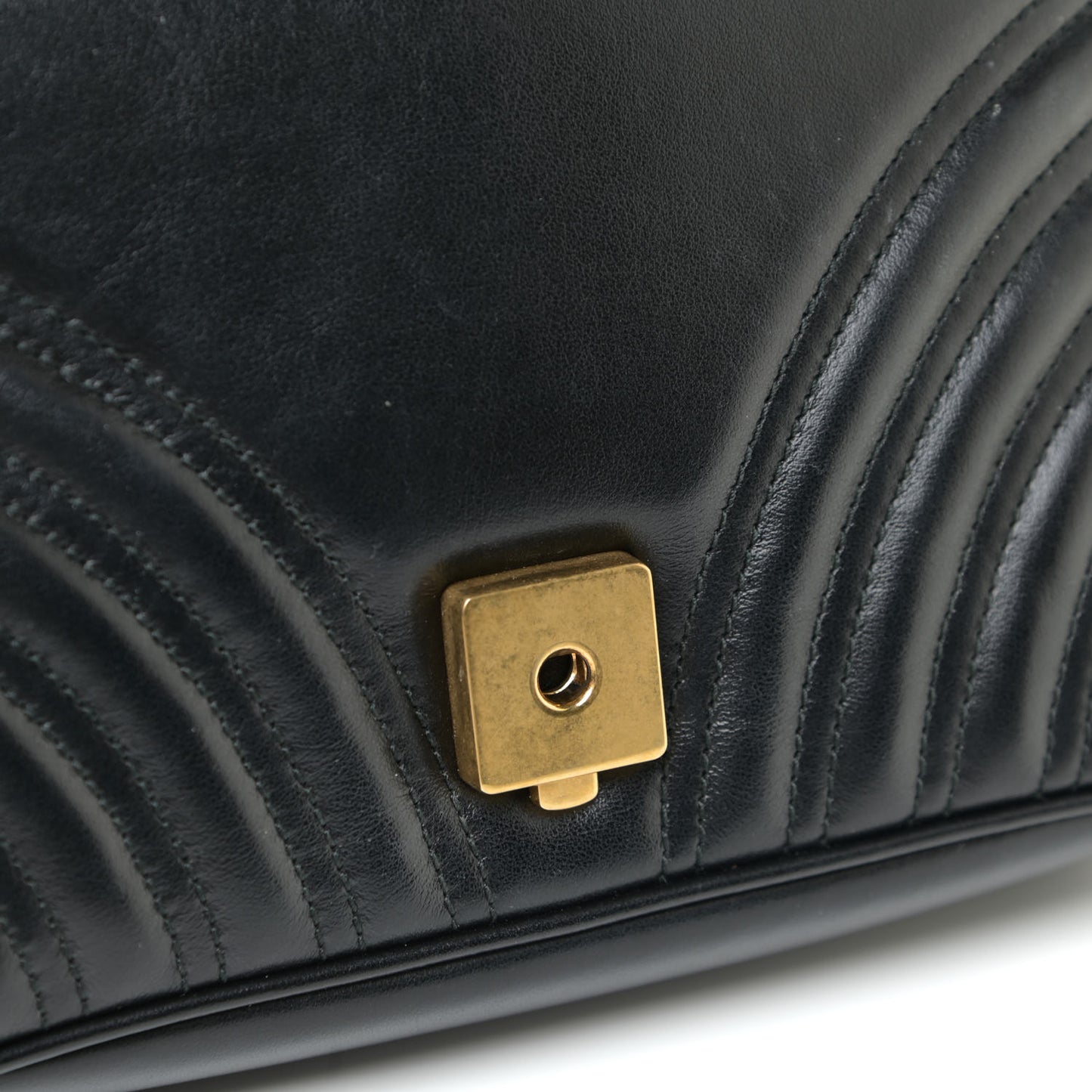 Calfskin Matelasse Small GG Marmont Shoulder Bag Black
