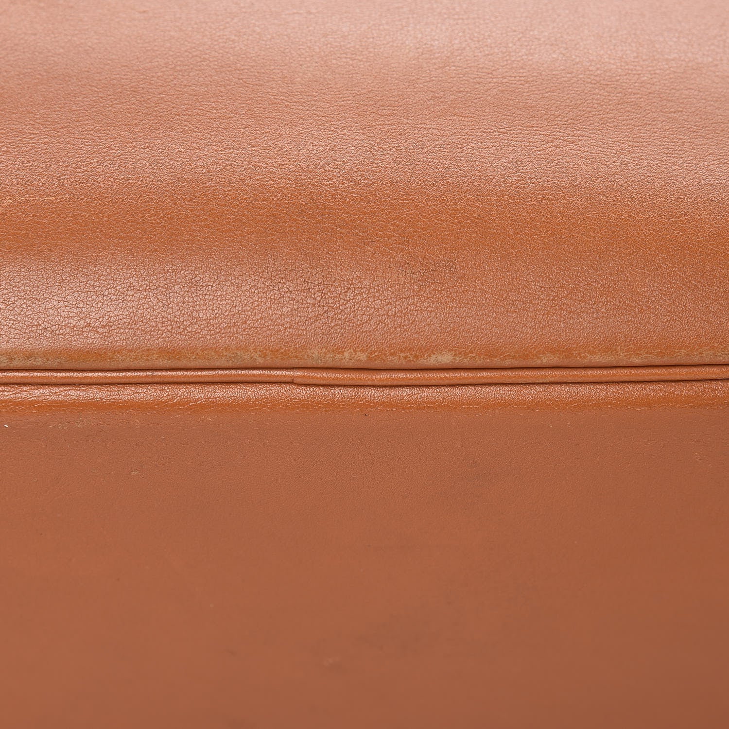 Hermes Veau Butler Plume 32 Gold 33 of 46