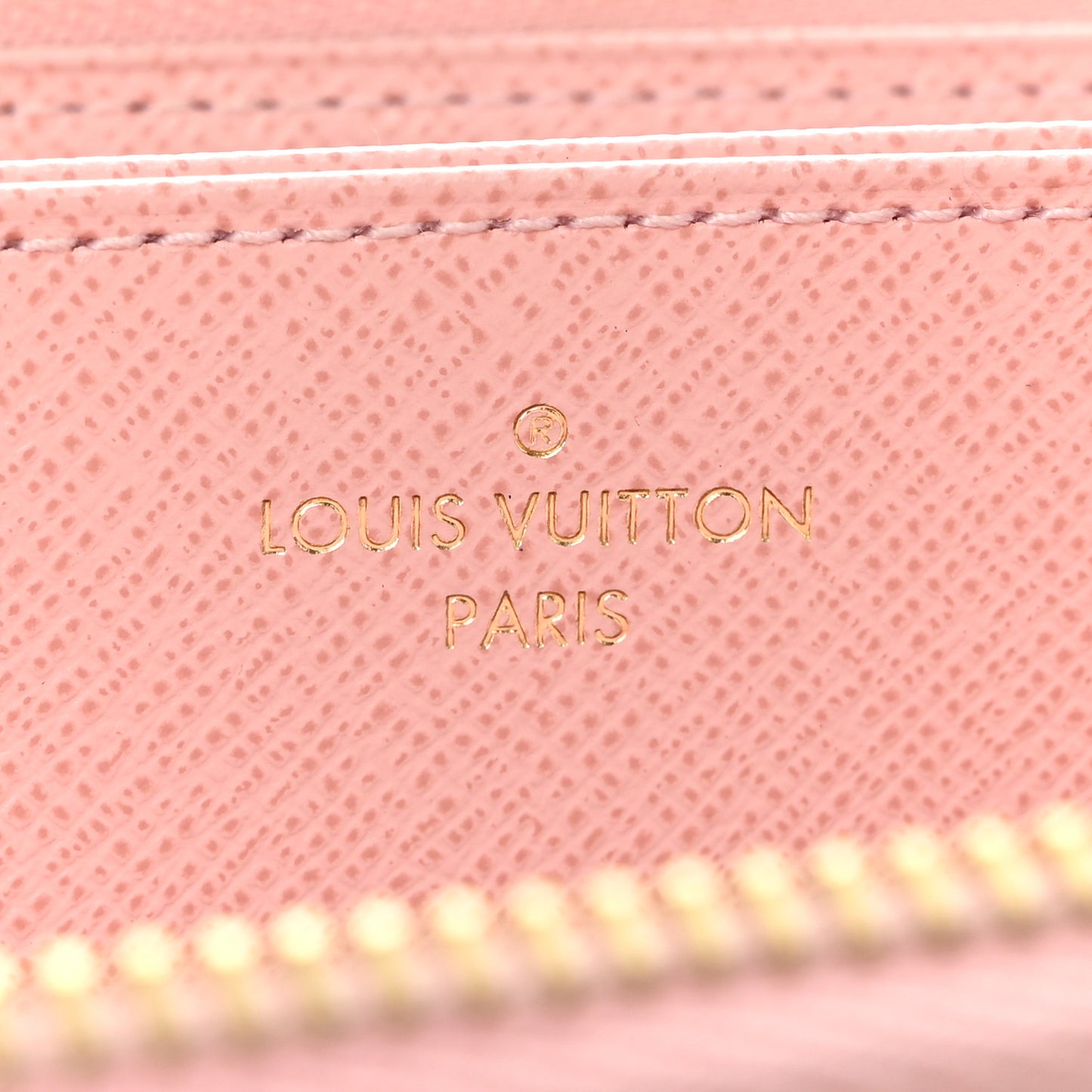 Damier Azur Zippy Wallet Rose Ballerine